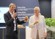 Hans Peters and Meiny Prins kick off the drinks at the 65-year-old Priva.