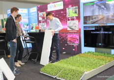 Cultivation on water is continuously evolving, also at Light4Food. Don van Haeff and Niels Jacobs explain to Daniëlle Smits with HAS Den Bosch about their Floating Systems 2.0.