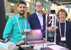 Quantified showcased, among other things, a new photosynthesis sensor. In the photo: Gerben van den Berg, Floris van der Ent, and Gabriël Secrève.