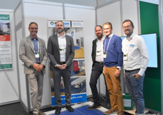 The team of Menno Chemie, they like to demonstrate their ProfilGate® Hygiene System.