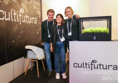 Alessandro Palombelli, Irene Ferri, and Emilia Konert with Cultifutura introduced a somewhat smaller model than before this year. The Italian startup has now mainly focused more on the B2C market with their cultivation product.